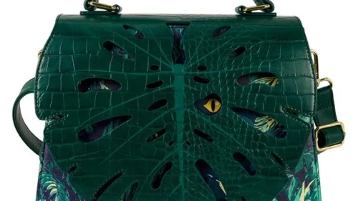 Loungefly Hocus Pocus Billy Butcherson Cosplay Crossbody Purse